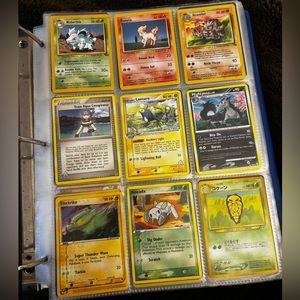 18 Pokémon cards